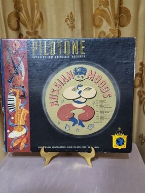 Rare 1940's Pilotone Boxed Non Breakable 4 Record Set "Russian Moods"